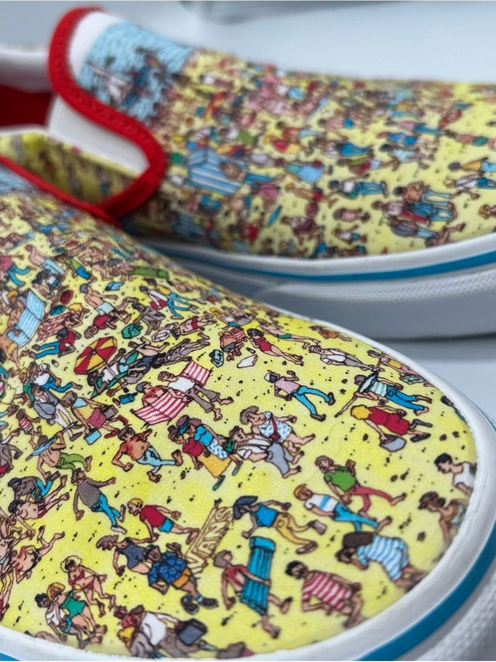 Vans Men’s Women’s Where’s Waldo  Sneakers Men’s 8.5 Women’s 10 - Picture 2 of 5